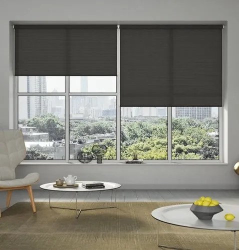 Qué Beneficios Trae el Lavado de Cortinas Roller